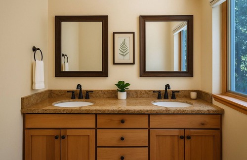 Marathon Villa | Waterfront Marathon Keys Escape Pool, Dock & Comfort for 8 Guests