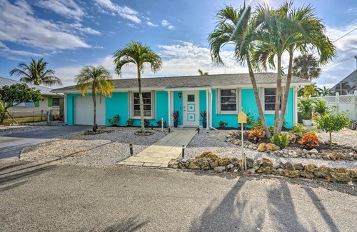 Matlacha House | Waterfront Matlacha Paradise with Hot Tub and Dock!