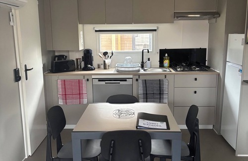 Saint-Hippolyte House | Waterfront mobile home 5* camping at Torreilles plage