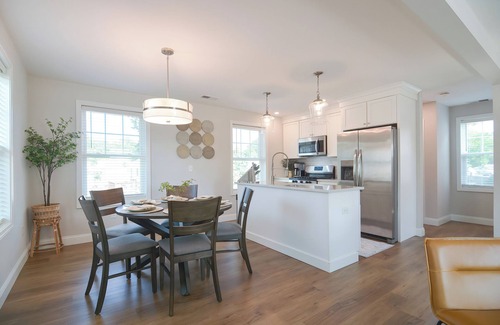 Warwick House | Waterfront - Near Beach - Central Air - Deck