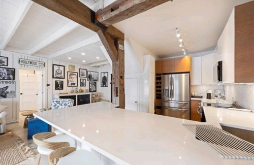 Ivy Lea House | Waterfront Oasis in the Heart of 1000 Islands Gananoque, Ontario, Canada