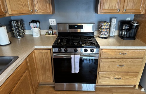 Queensbury House | Waterfront on Lake Sunnyside near Lake George!