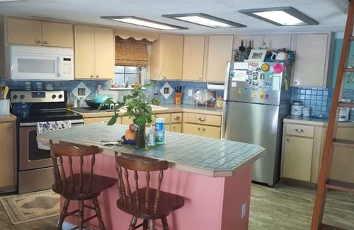 Alligator Point House | Waterfront on the Bay, Private White Sand Beach, Awesome Views