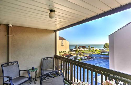 Port Clinton Apartment | Waterfront Port Clinton Condo with Pool Access!