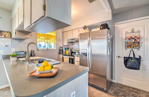 Spring Hill Cottage | Waterfront Retreat w/ Kayaks & Private Dock!