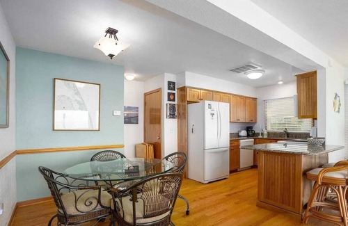 Duck House | Waterfront Stunning Beach Home with Amazing Sunset Views