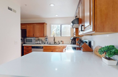 Tahoe Keys House | Waterfront townhouse with dock & mountain view - close to skiing, hiking & beach