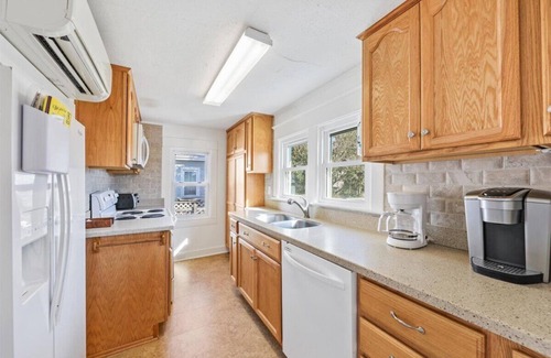 Chincoteague House | Waterfront Wonder - Private Pier on the Chincoteague Bay!