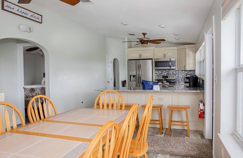 Marathon House | WATERFRONT, VIEWS, HEATED POOL, 130 ft. OF DOCK, PRIVATE RETREAT