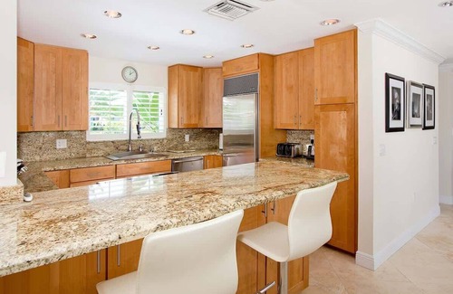 Deerfield Beach Villa | Waterfront Villa, Pergola & Pool near beach