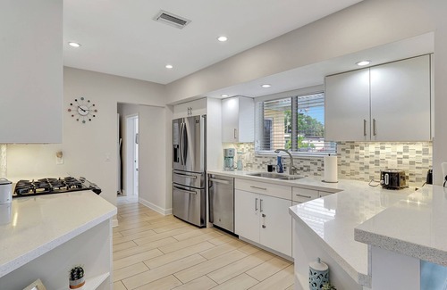 Pompano Isles House | Waterfront Villa – Private Pool!