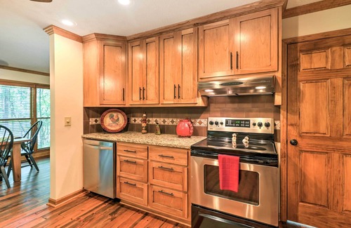 LaGrange Cottage | Waterfront West Point Lake Cabin w/Private Dock!