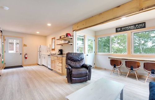 Harshaw Cabin | Waterfront Wisconsin Cabin: Private Dock, Grill