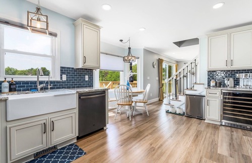 Holly Springs House | Waterfront Wonder: Lake Views, Quiet, Central, Pets, Yard, Fireplace