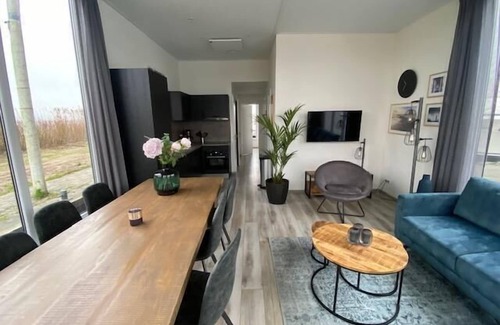 Biddinghuizen House | Waterlodge 6