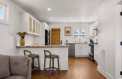 Carpinteria Apartment | Watermark Suite D, Upstairs