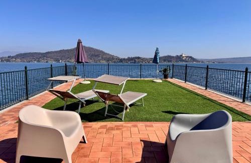 Meina Apartment | Waters Edge Apartment