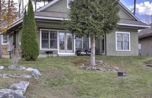 Edgecomb House | Water’s Edge Luxury Cottage