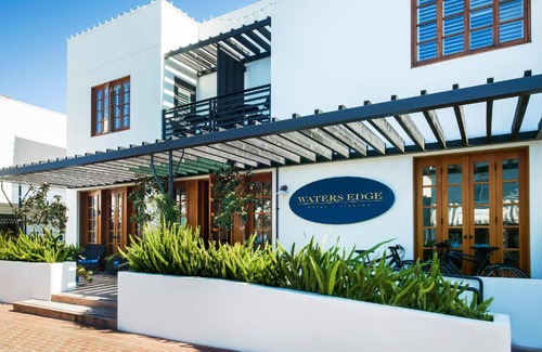 Belvedere Tiburon Hotel | Waters Edge