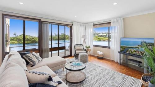 Currarong House | Watersedge