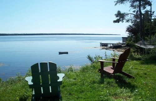 Gouldsboro Cottage | Watersedge Cottage on Picturesque Maine Coast