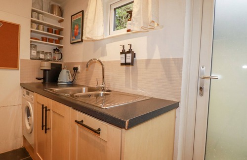Truro Cottage | Waterside Cottage