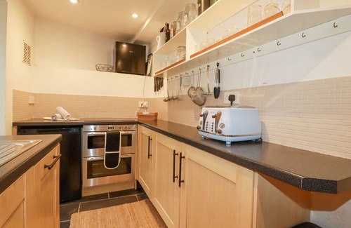 Truro Cottage | Waterside Cottage