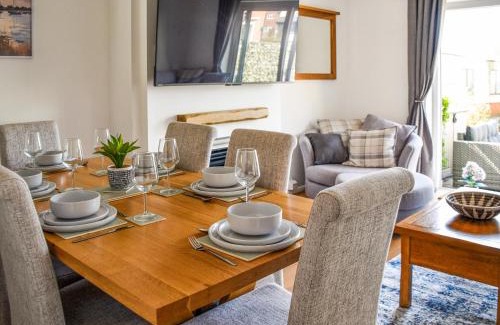 Irstead House | Waterside