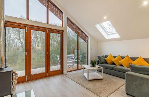 Rastrick House | Waterside Lodge Four - Uk36706