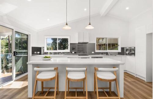 Church Point House | Waterside Retreat with Hillside House and Boathouse in Church Point