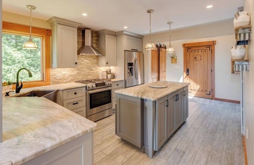 Thornton House | Waterville Wonderland - Entire home in Thornton, New Hampshire