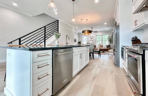 Ocala House | Watula on the Square - Luxury Downtown Retreat
