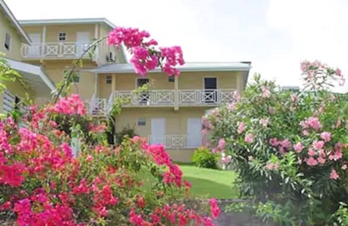 The Lime Apartment | Wave Crest Suites