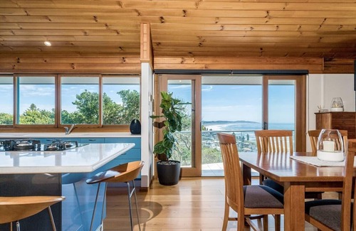 Lennox Head House | Wave Hill and The Pool House Lennox head
