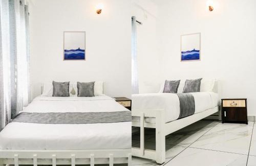 Kakkanad Hotel | Wave