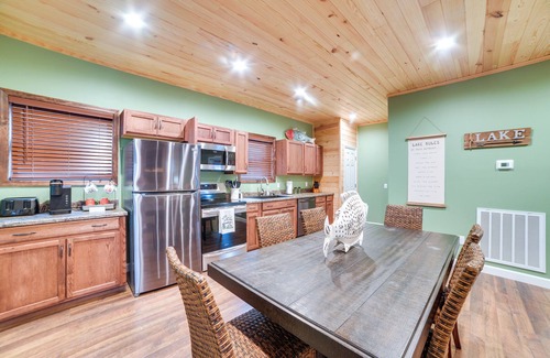 Waverly Cabin | Waverly Cabin, Close to Kentucky Lake Access!