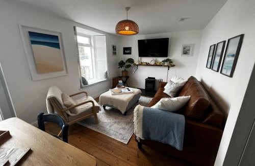 Portmellon Apartment | Waves End
