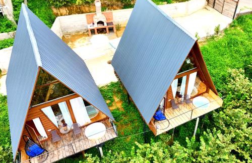 Khelvachauri Ski Chalet | Wayside Cottage Livia