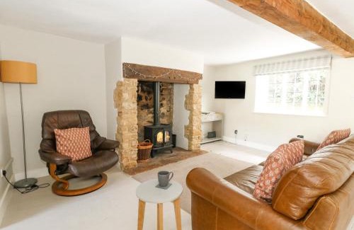Beaminster House | Wayside