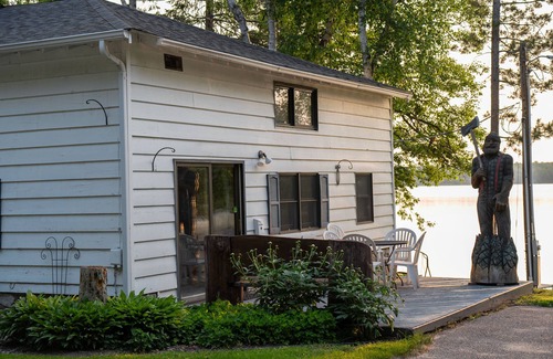Hackensack House | Webb Lake, Hackensack, Northern MN - 3 Bedroom, Sleeps 8 - Cabin #7 Blue Water