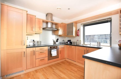 Gosforth Apartment | Week2Week Stunning Gosforth Apartment