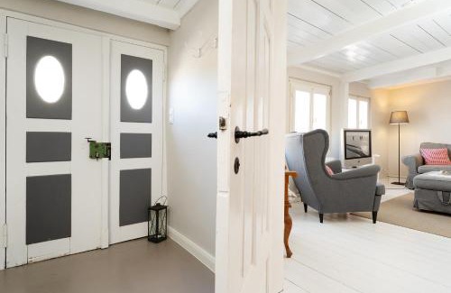 Bojendorf Apartment | Weißes Haus 9123I