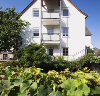 Trittenheim Bed & Breakfast | Weingut & Gästehaus Christoph Clüsserath