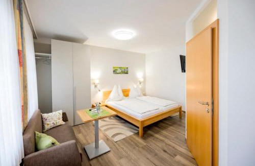 Illmitz Bed & Breakfast | Weingut Gastehaus Palkowitsch