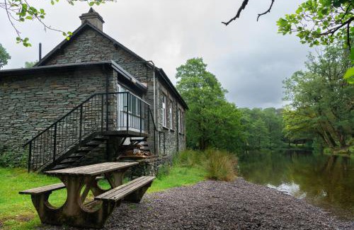Chapel Stile House | Weirside