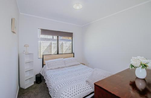 Welcome Bay House | Welcome Bay Heights