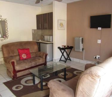 Three Rivers House | Welcome Guest House