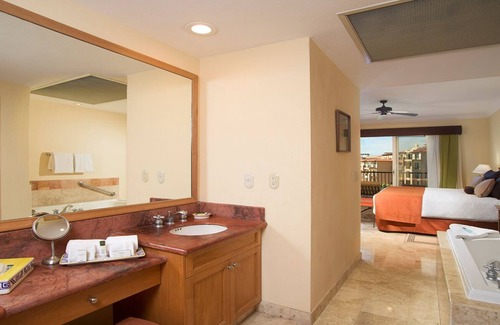 Flamingos Resort | Welcome Home to One Bedroom Suite - Villa del Palmar Flamingos Beach Resort