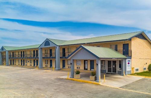 Eagle Pass Hotel | Welcome Inn