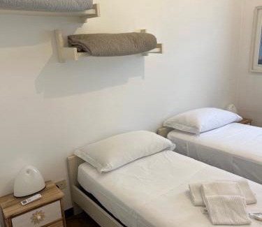 Rapallo Apartment | WELCOME RIVIERA Nautilus 11- vista mare-posto macchina individuale-ONLY ONE CAR-piscina condominiale-attrezzatissimo